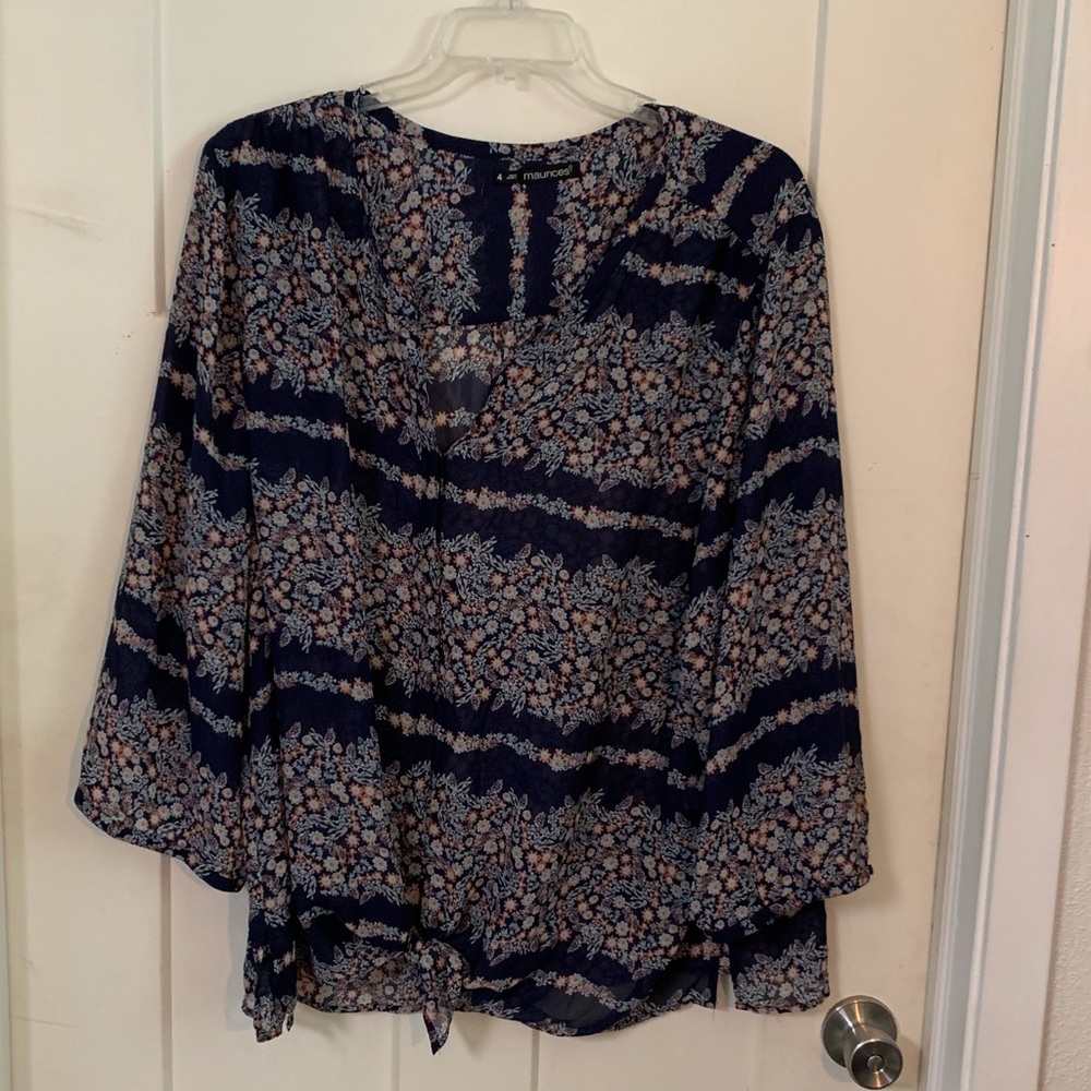 Maurice’s plus size 4 sheer floral tie front top